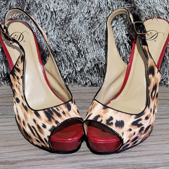 D Leopard Print Red Sole Sling Back Heel Sz 7 - Picture 1 of 6